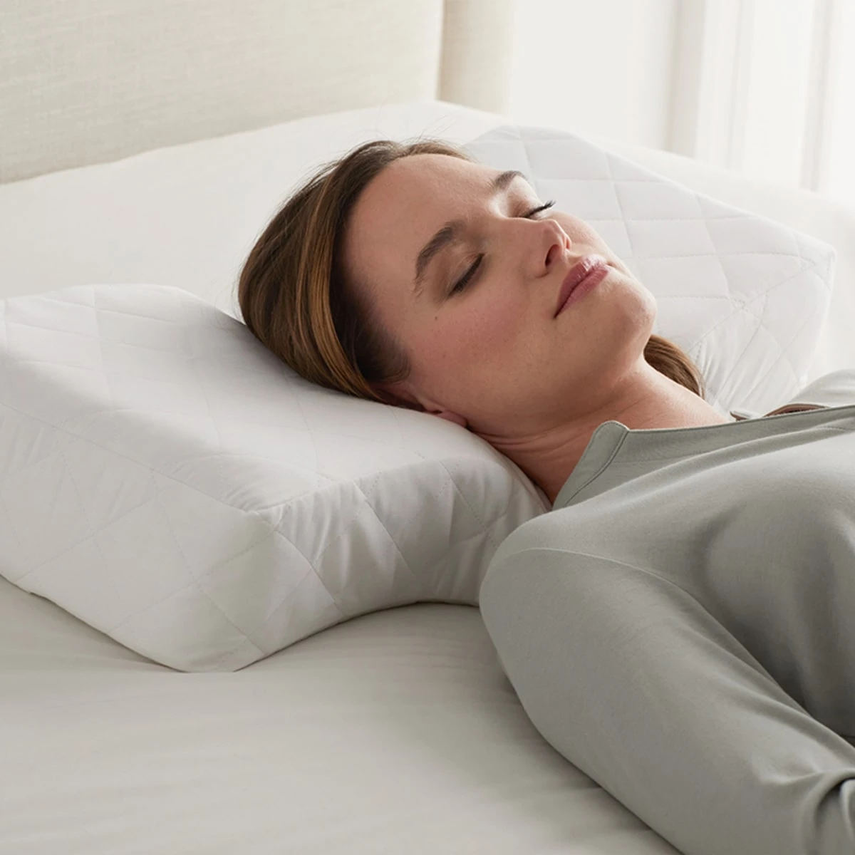Neck Support Memory Foam Pillow - Image 2