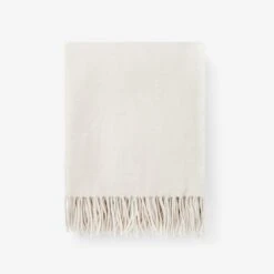 Legends Luxury™ Lambswool Throw