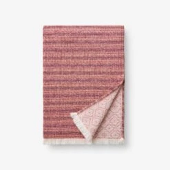 Geometric Reversible Throw