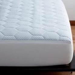 Cooling Gel Memory Foam Mattress Pad